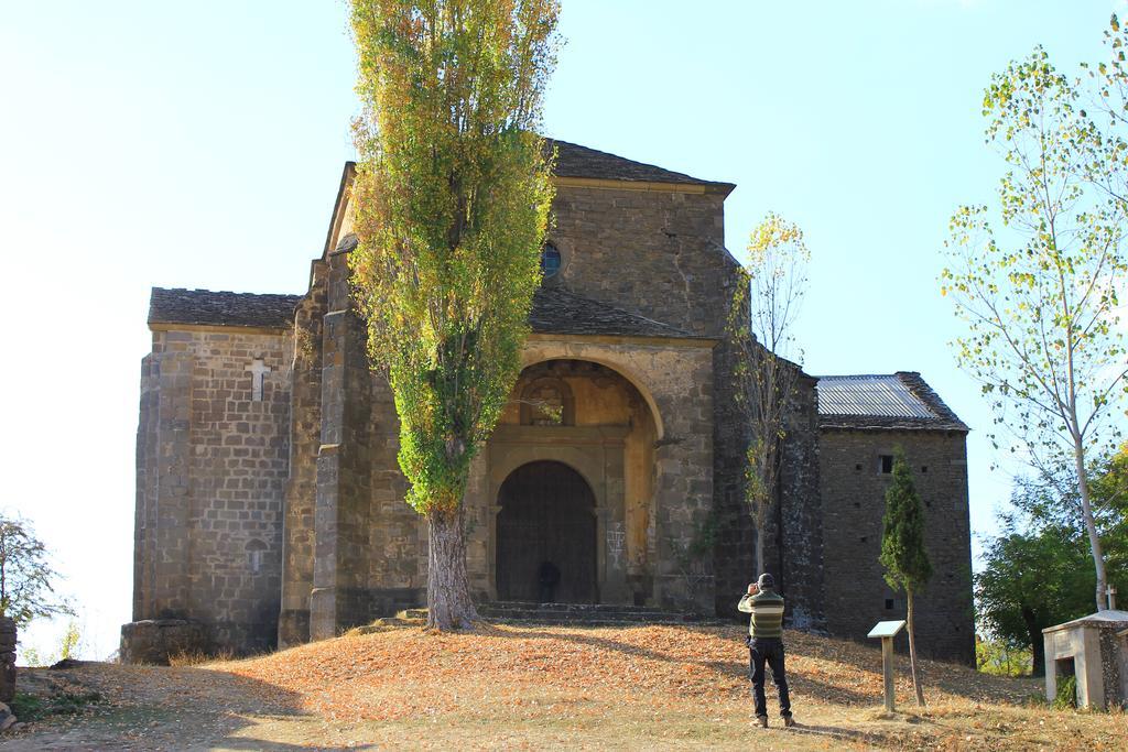 Gasthaus Casa Rural Lo Ferrero Belsué Exterior foto